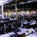 Hotel Republika 3*