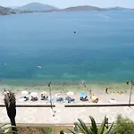 Republika Hotel Sarandë
