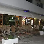Republika Hotel 3*