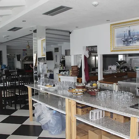Republika 3* Saranda
