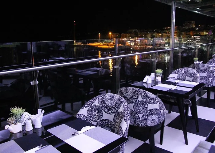 Otel Republika Saranda