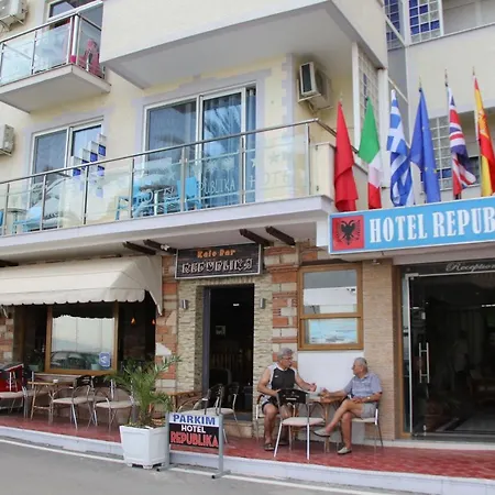 Republika Hotel Sarandë
